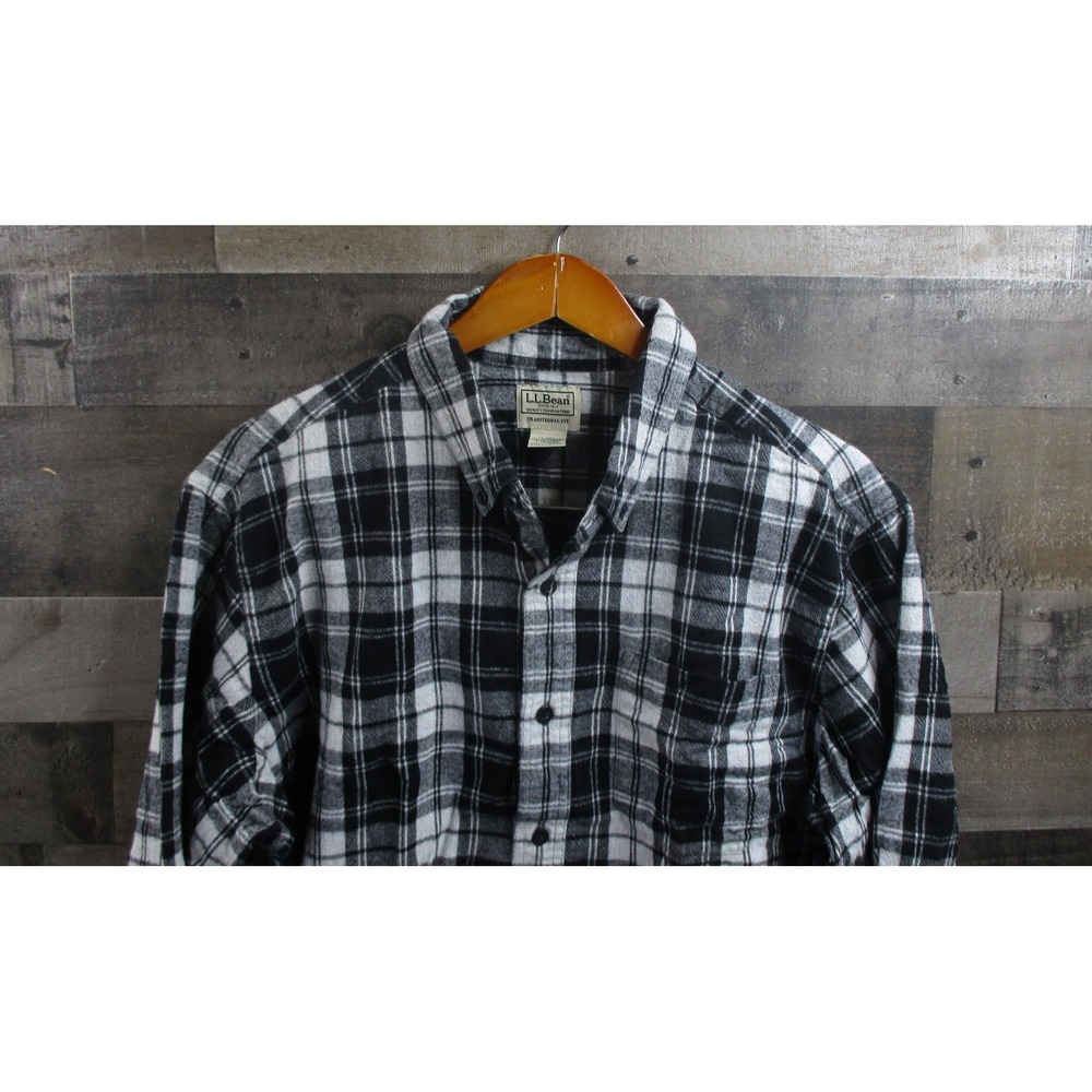 LL Bean Shirt Mens Large Black Gray Plaid Flannel Long Sleeve Traditional Fit